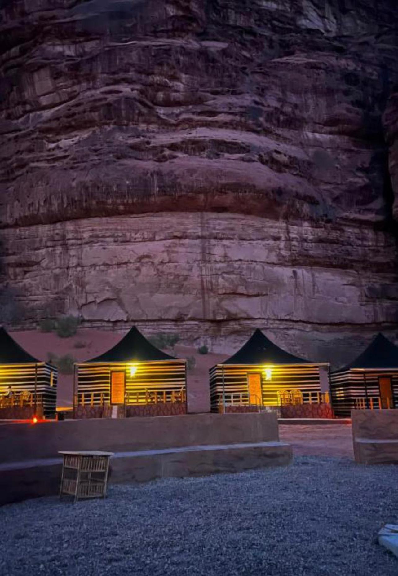 Rum Mountain Luxury Camp Wadi Rum Exterior foto